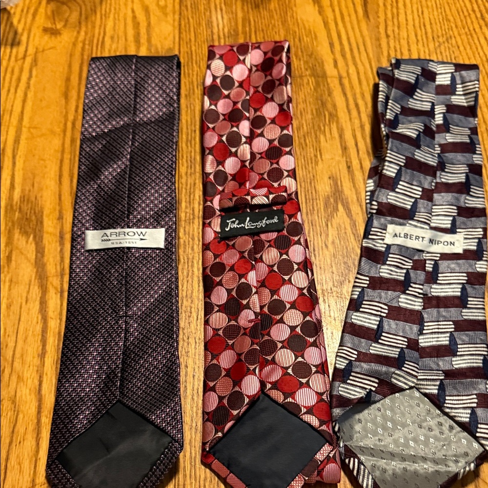 Albert Nipon Navy and White Striped Tie
